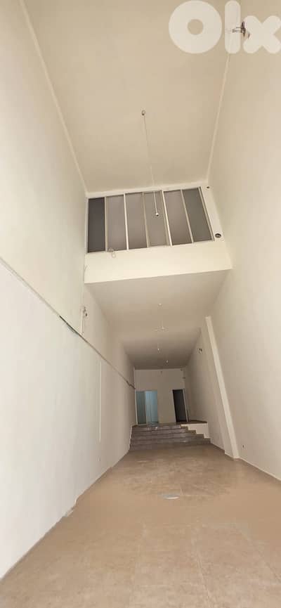 RWK126RH - Shop for rent in adonis IN A prime Location