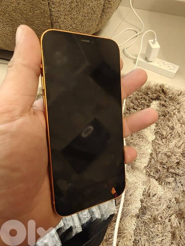 iphone 12 look 17 pro like new 1