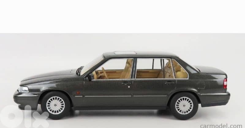 Volvo 960 (1996) diecast car model 1;18 1