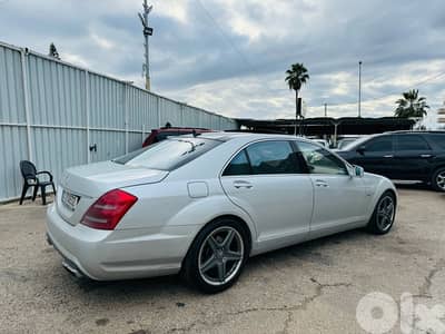Mercedes-Benz S-Class 2010