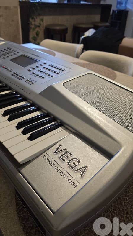 katron turkey like new very good condition 3