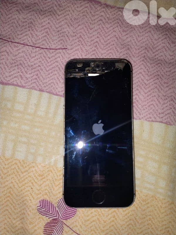 iphone 5SE bado sheshe 1