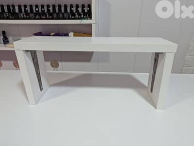 Table and palms rest for sale