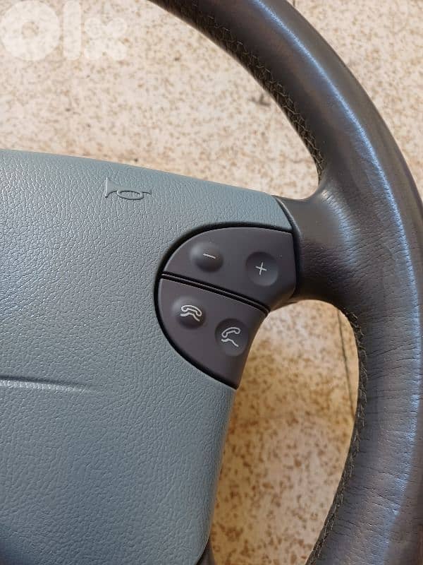 Steering wheel 1