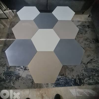 مجموعة طاولات متعددة القطع تصبح واحدة