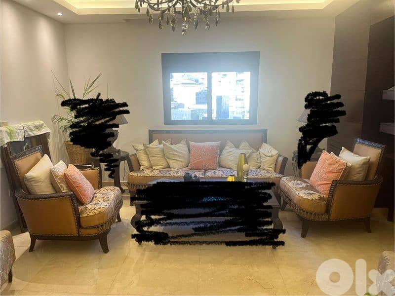 salon 2 seats sofa + 2 chairs (no tables) 3