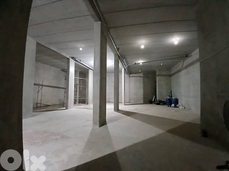 RWK185IY - Industrial building for rent  in mazraat yachouh 4