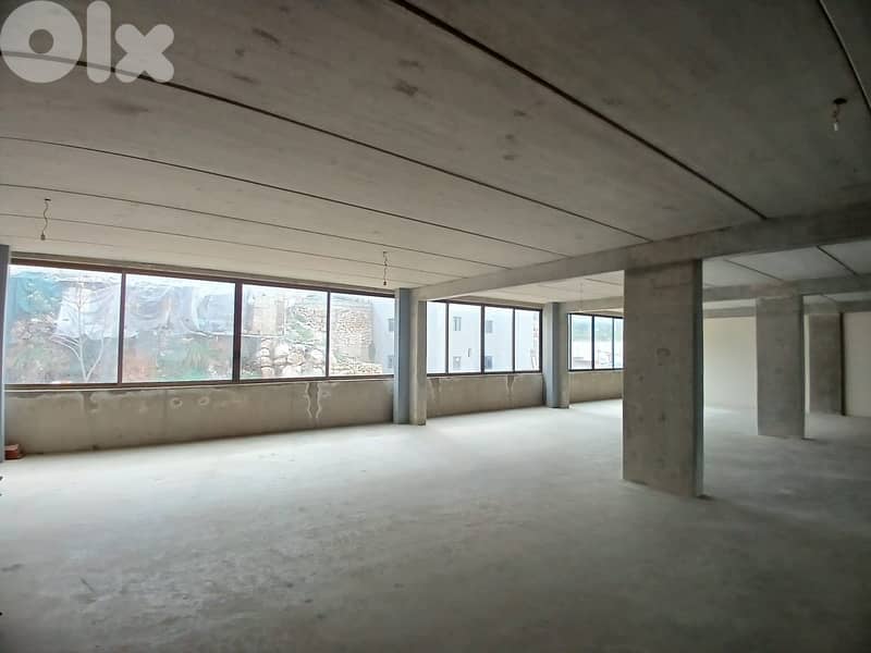 RWK185IY - Industrial building for rent  in mazraat yachouh 6
