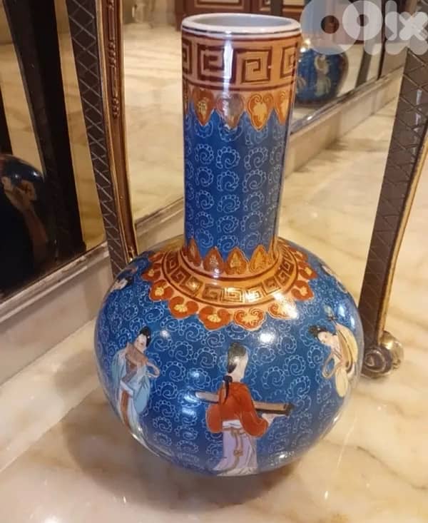 vase unique 2 pieces 1