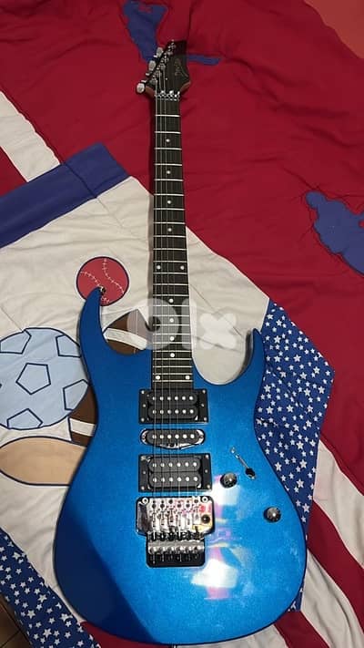 electric guitar deviser + amp yamaha + cables + strap