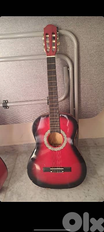 2 guitars power beat and Saxon