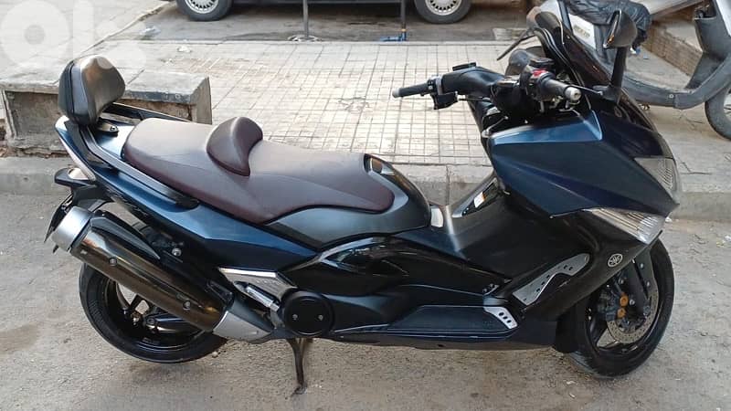 Tmax Like new 2010 499cc 27,000km 3