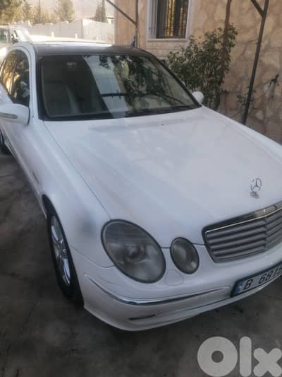 مرسيدس بنز إي-كلاس 2005 W211