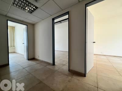 Office for Rent in Verdunمكتب للإيجار في فردان