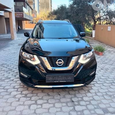 Nissan X-trail AWD 2018 black on black (company source-3rd row seats)