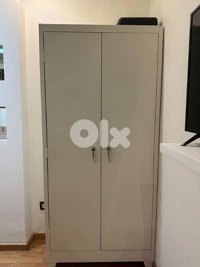 Office Metal Cabinet - خزانة مكتب حديد