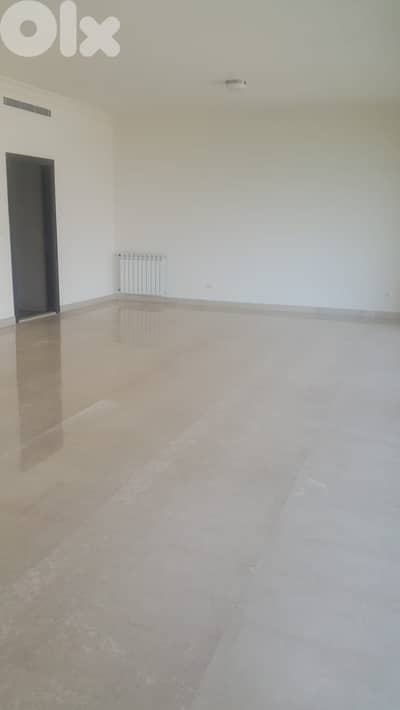 SPACIOUS APARTMENT IN ACHRAFIEH PRIME (250SQ) 3 BEDROOMS , (ACR-125)