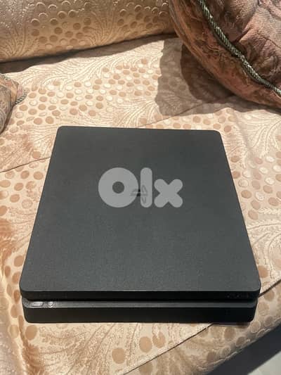 PS4 Used like new mousta3male la 3 techhour