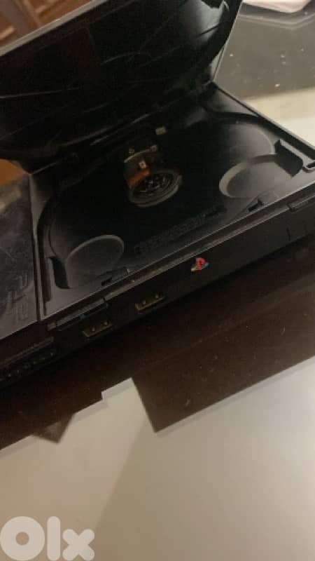 ps2 with all cables original with one controller 1