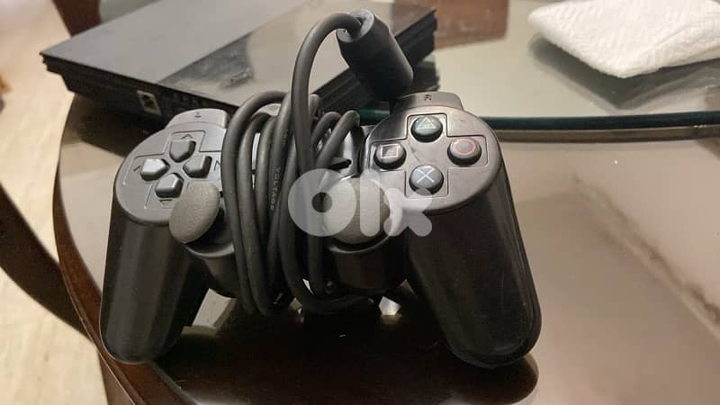 ps2 with all cables original with one controller 4