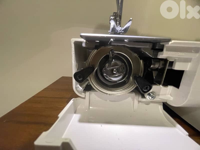 Janomi orchid 12 sewing machine 6