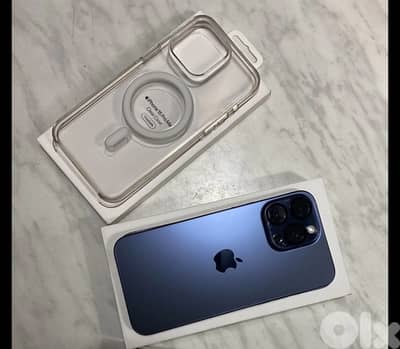 iphone 15 pro max blue titanium very clean