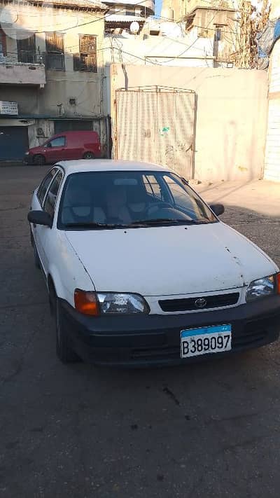 تويوتا كورولا 1996