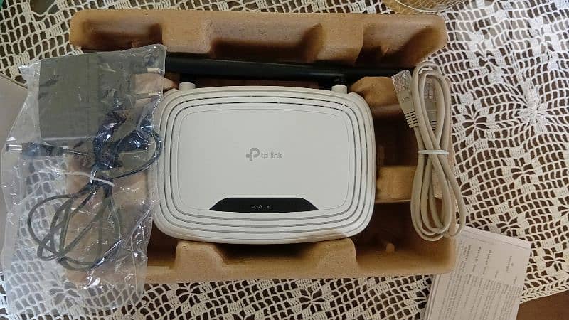 offer tp-link router + extender 1