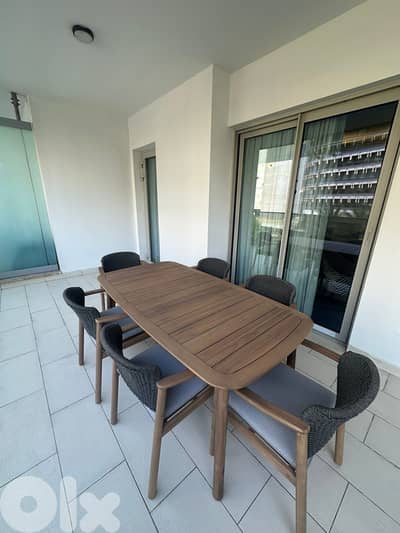 6 MONTHS IN ADVANCE DOWTOWN FULY FURNISHED 4 BEDS  , (BTR-380)