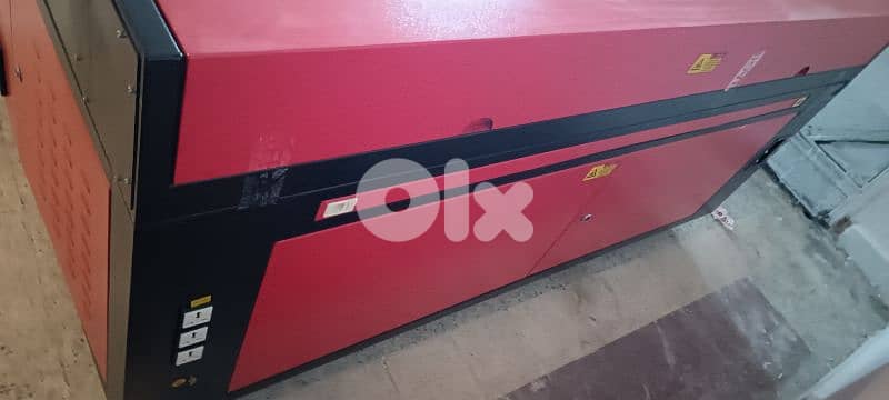 co2 laser cutter engraver 150 watt 140 cm 100 cm up and down 3