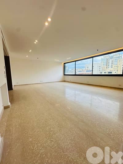 Apartment for sale Ramlet Al Bayda | شقة للبيع في رملة البيضاء