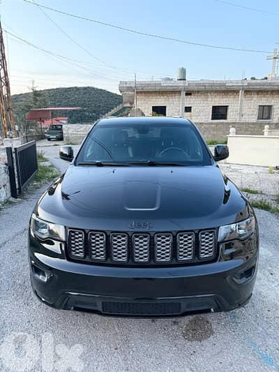 Jeep Grand Cherokee Altitude 2018 ! No Airbags Deployed ! 4x4 !