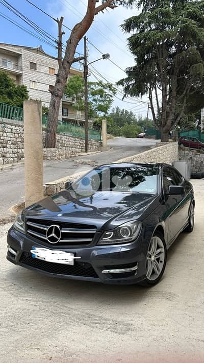 Mercedes-Benz C-Class 2012