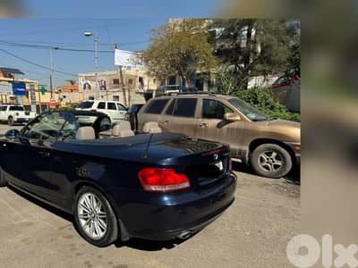 BMW 1-Series 2009 Sedan