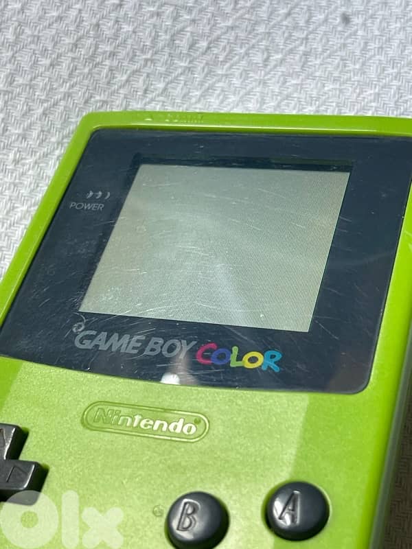 GAMEBOY Color Kiwi 11