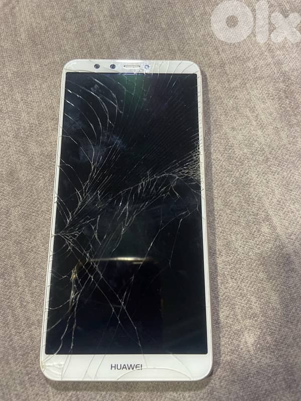 New phone HUAWEI Y9 2018 1