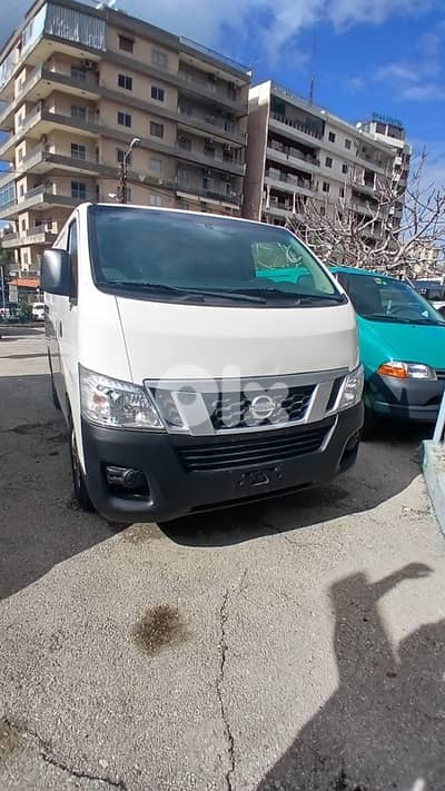 Nissan NV Cargo NV3500 HD 2015
