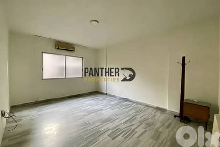 Apartment for rent Achrafieh Ref#RS109 شقة للإيجار أشرفية
