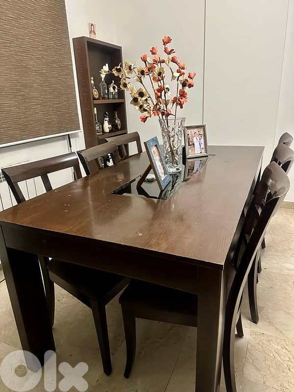Dining room, good condition 1