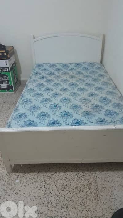 تختين مفرد ونص مع الفرش