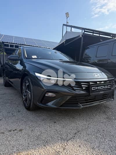 Hyundai Elantra 2025