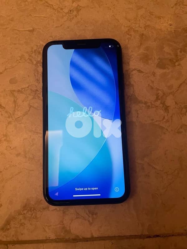 iPhone 11 - Battery Capacity = 68% 1