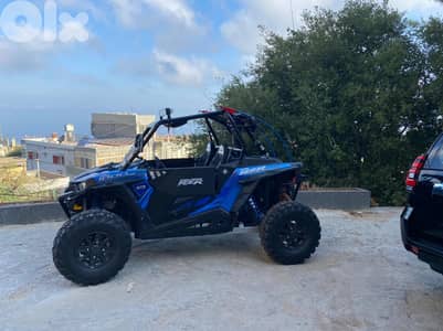 polaris rzr xp4 1000