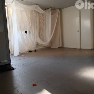 Office for Rent in Antelias   مكتب للإيجار في انطلياس