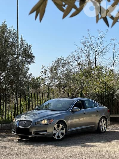 Jaguar XF 2009 V8