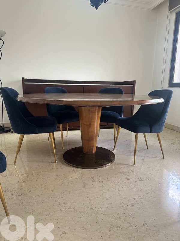 Dinning Table + chairs 4