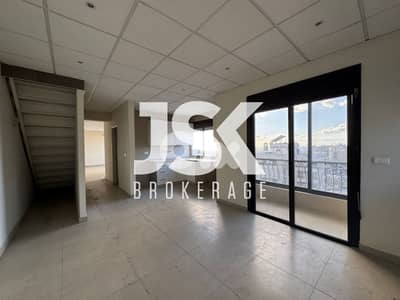 L20638 - Spacious 3-Bedrooms Loft Style For Sale in Mansourieh