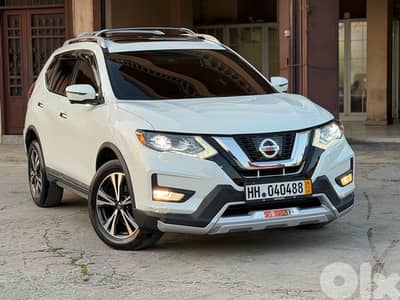 Nissan Rogue 2018 SL 4wd super clean