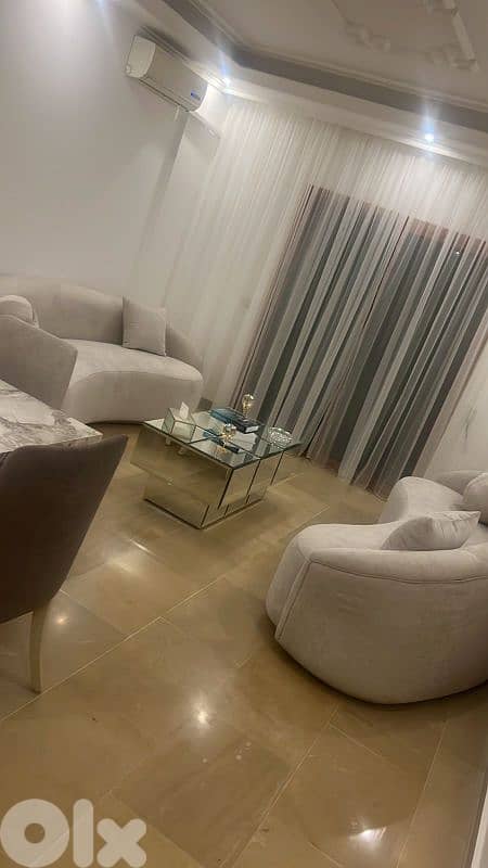 households  items in a great  condition 4