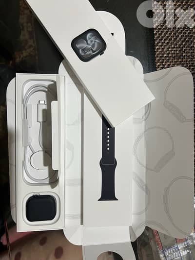 apple watch series 11 42 mm jet black